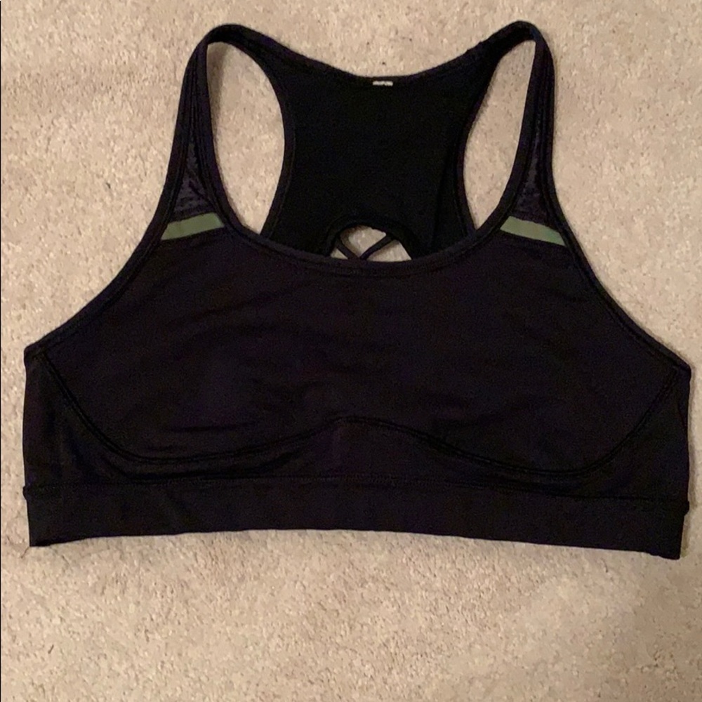 Lululemon sports bra. Black.Used in good condition
